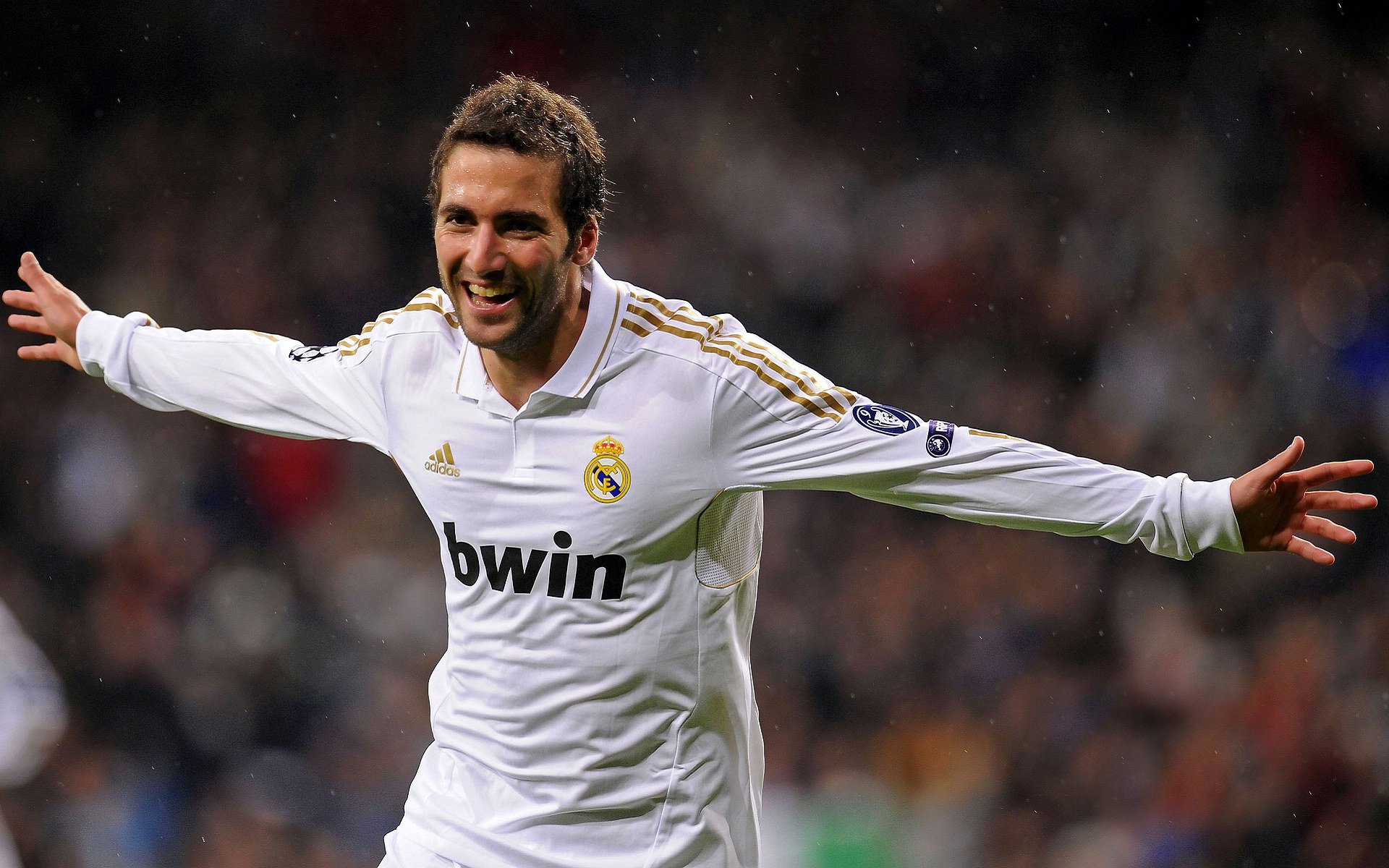 中国体育产业迎来黄金发展期，政策红利与市场需求双轮驱动