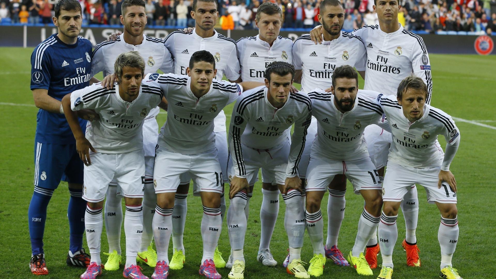 斯科尔斯盛赞佩德里，新一代中场大师，哈维与伊涅斯塔的完美融合